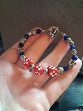 8 inch Floral style bracelet